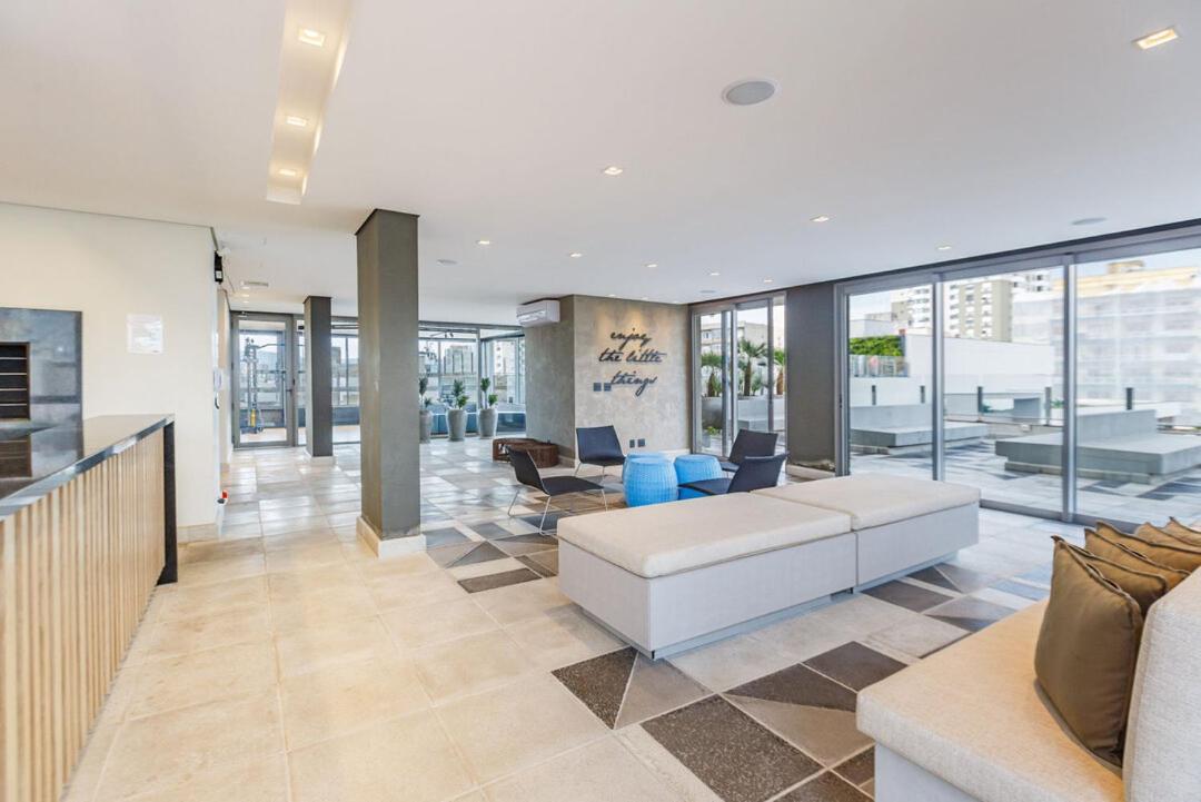 Apto Com Incrivel Localizacao Em Porto Alegre Sp Apartment Exterior photo